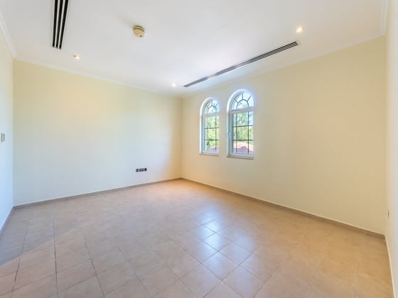 Extended | Internal | Vacant | Away From Cables, picture 17