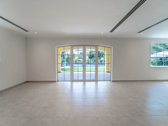Vacant | Internal | Away From Cables | Landscaped, picture 10