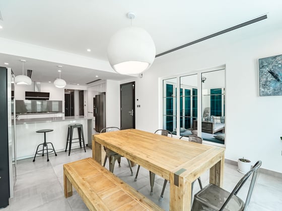 Fully Upgraded | Private Pool | Prime Location, picture 11