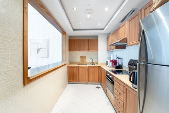 Spacious | Sea & JBR Views | Prime Location, picture 4