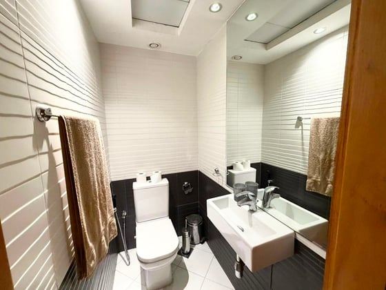 Spacious | Sea & JBR Views | Prime Location, picture 13