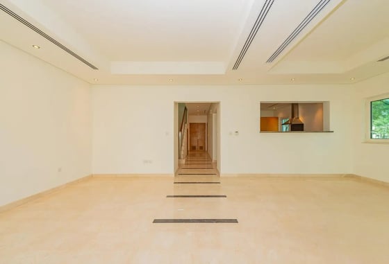 Corner Unit | Close To School & Metro | Quortaj, picture 2