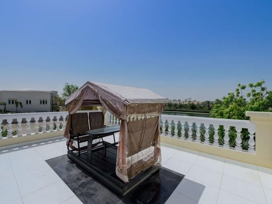 Stunning Villa with Lake Views and Elite Amenities, picture 19