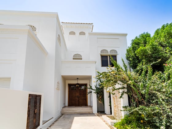 5 Bed | Elevated Plot | Basement | View Today, picture 1
