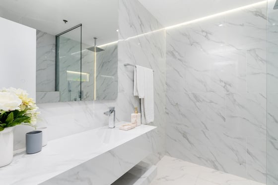 EXCLUSIVE | FULLY UPGRADED | JACUZZI | FULL SEA VIEW, picture 22