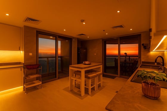 EXCLUSIVE | FULLY UPGRADED | JACUZZI | FULL SEA VIEW, picture 9