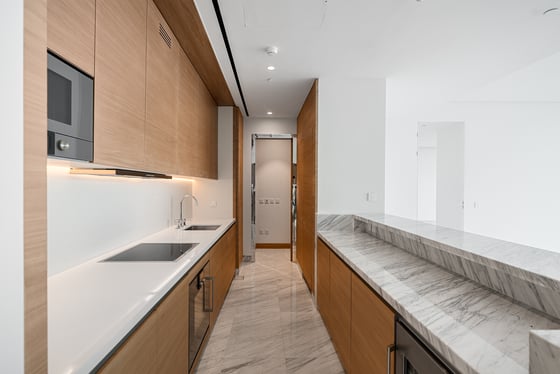 2BR High-Floor  |  Full Sea View | Vacant, picture 3