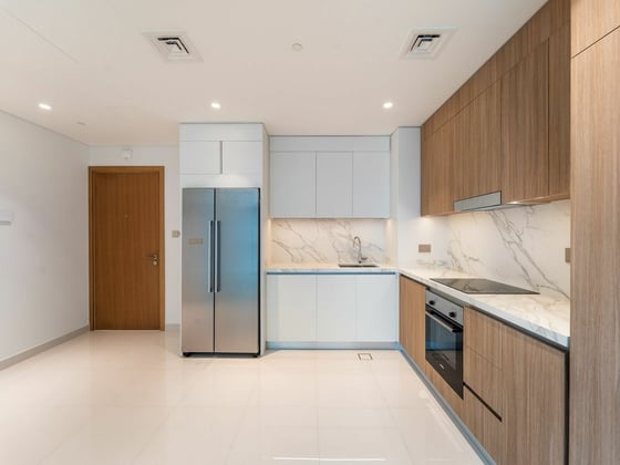 Great Deal | 5 Star Amenities| Palm & Marina views, picture 4