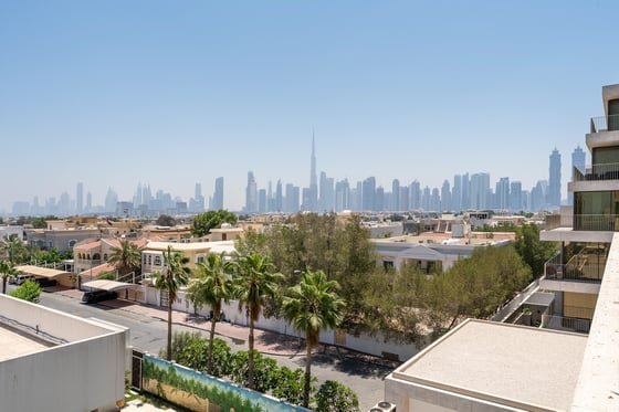 Ultra Luxury | Burj Khalifa View | Accepting Offer, picture 1