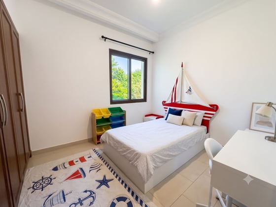 Spacious | Family | Single Row | August., picture 11