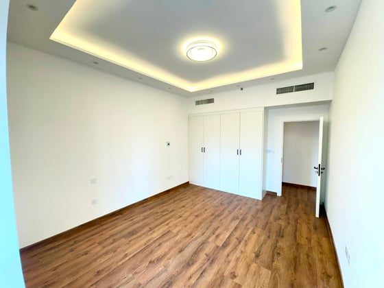 Fully Upgraded | Marina View | Vacant..., picture 18