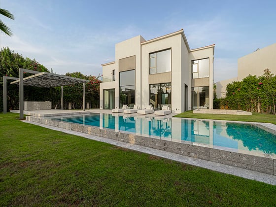 5 Beds Furnished | Extended Plot | Modern Villa, picture 1