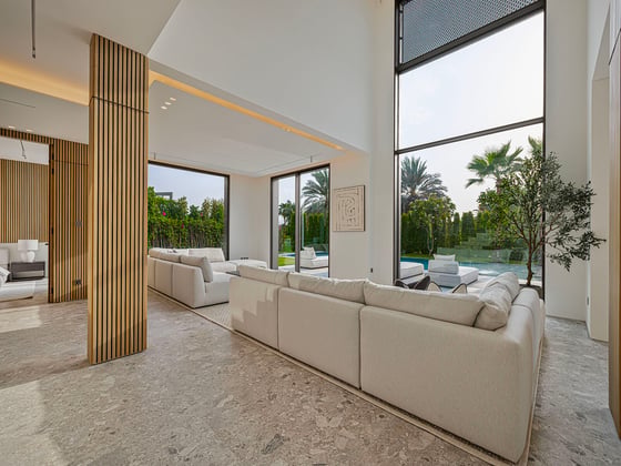 5 Beds Furnished | Extended Plot | Modern Villa, picture 4