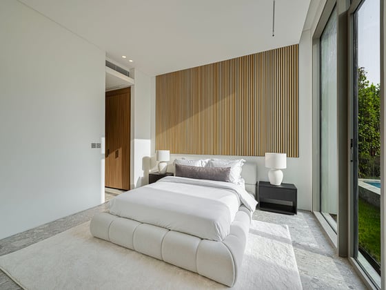 5 Beds Furnished | Extended Plot | Modern Villa, picture 14