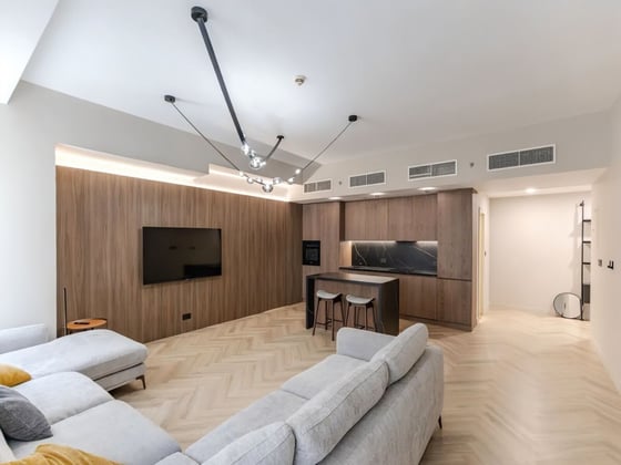 Fully Upgraded | Converted Layout | Fully Furnished, picture 4