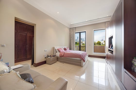 Exquisite 6-Bedroom Villa | Golf Course View, picture 9