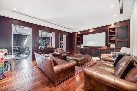Exquisite 6-Bedroom Villa | Golf Course View, picture 21