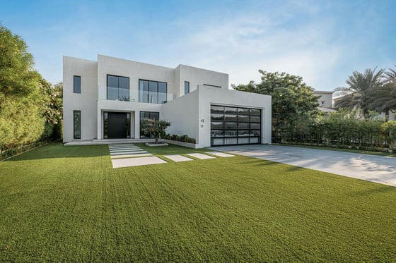 Timeless Garden hall Retreat I Jumeirah Islands, picture 1