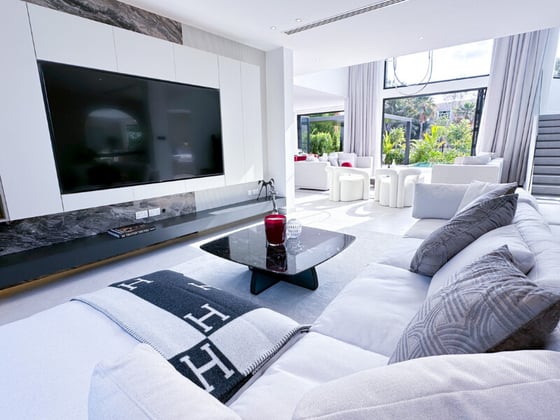4 Bedroom | Available in July | Furnished, picture 12