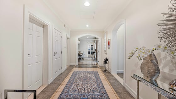 Exclusive | Golf & Lake View | Prime Location, picture 12