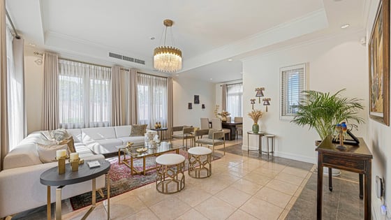 Exclusive | Golf & Lake View | Prime Location, picture 4