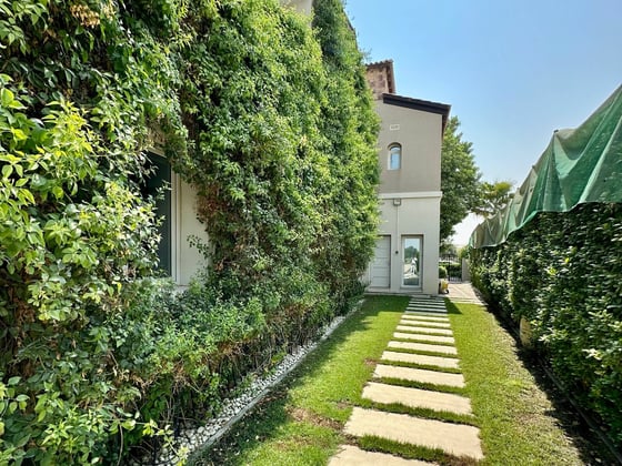 Exclusive | 5 Beds + Basement | Serene Golf View, picture 11