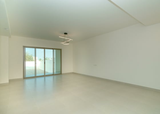 Vacant | Maids Room | Brand New | Family Community, picture 11