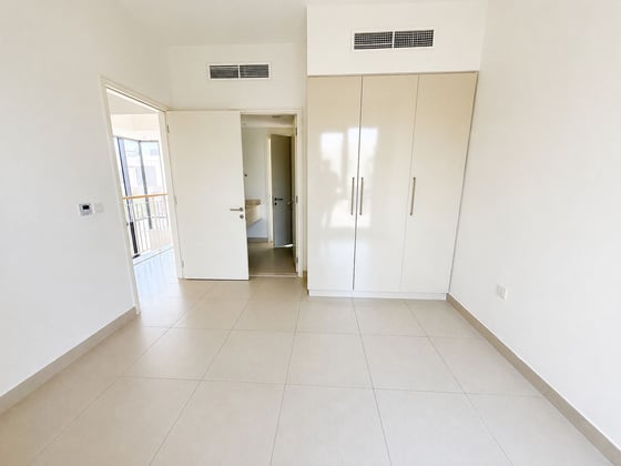 Green Belt | Vacant | Prime Location...., picture 9