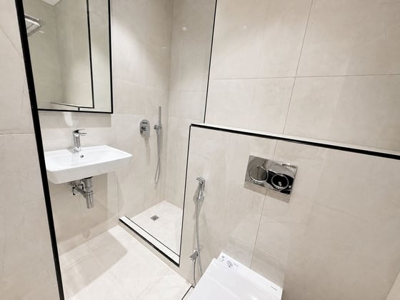 Corner Unit | Pool View | Spacious......, picture 14