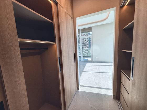 Corner Unit | Pool View | Spacious......, picture 9