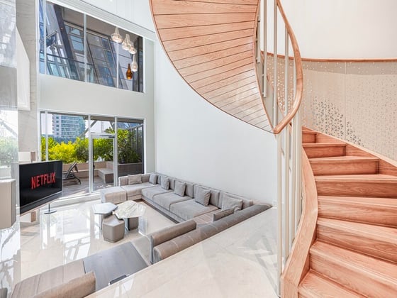 Upgraded | Luxury Waterfront | Private Pool, picture 10