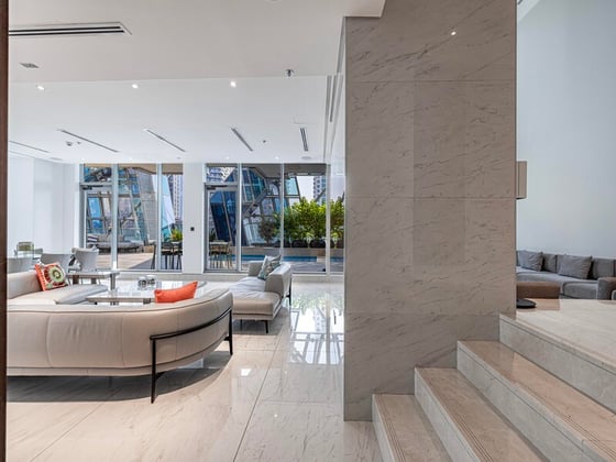 Upgraded | Luxury Waterfront | Private Pool, picture 2
