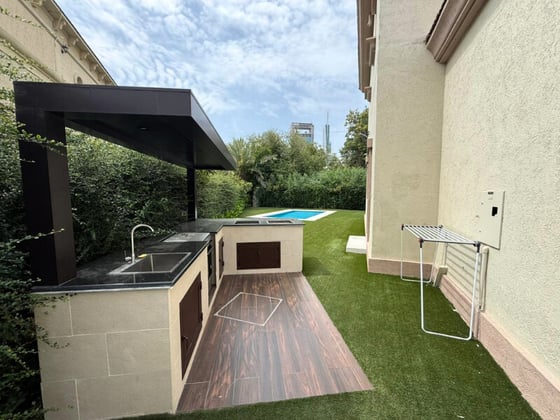 Available Now | Fully Furnished | Upgraded, picture 31