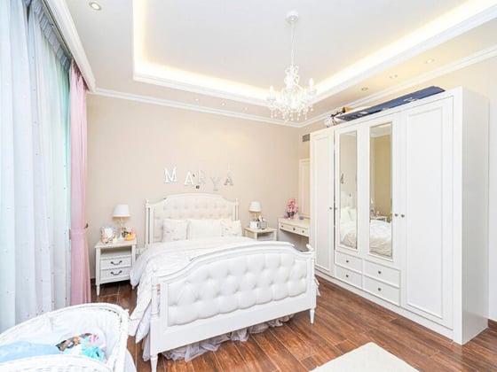 Available Now | Fully Furnished | Upgraded, picture 17