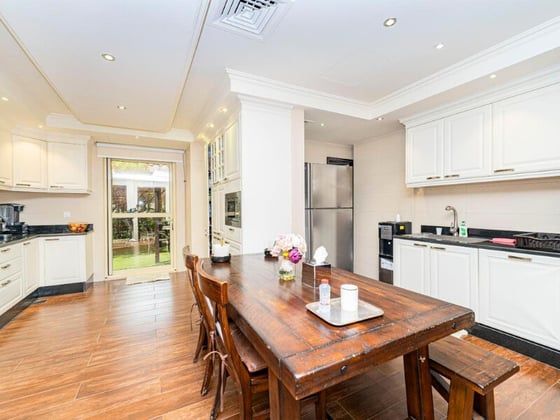 Available Now | Fully Furnished | Upgraded, picture 12