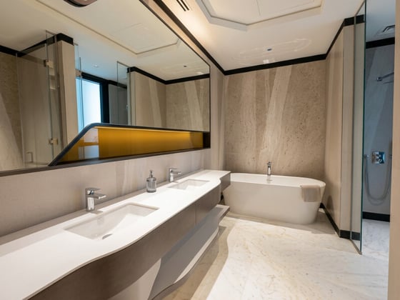 Golf Course |   6 Bedrooms  |   30% PHPP, picture 7