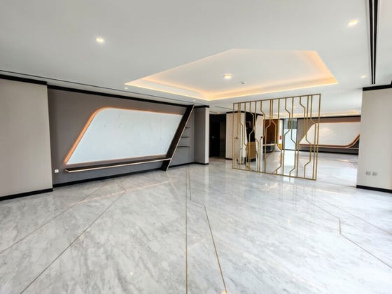 Golf Course |   6 Bedrooms  |   30% PHPP, picture 2
