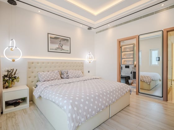 Largest Plot | Spacious 5-Bed Villa | Upgraded, picture 26