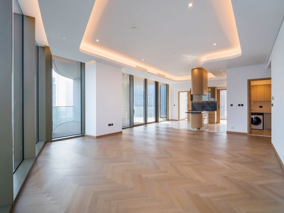 Skyline Luxury | 3 Bed | Prime Location, picture 6