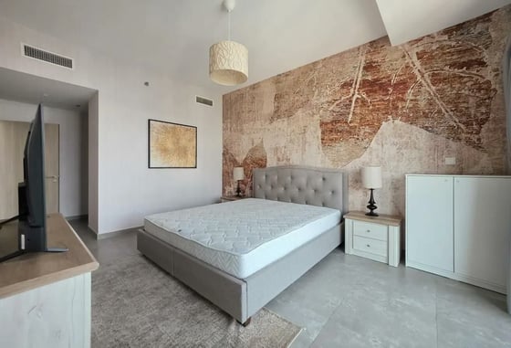 Move-In Ready | Marina Views | Spacious | Prime Location, picture 8