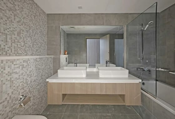 Move-In Ready | Marina Views | Spacious | Prime Location, picture 11