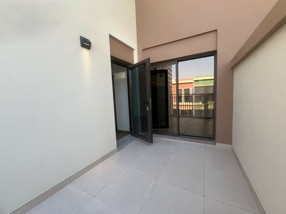 Brand New | Keys in Hand | Fitted Kitchen, picture 18