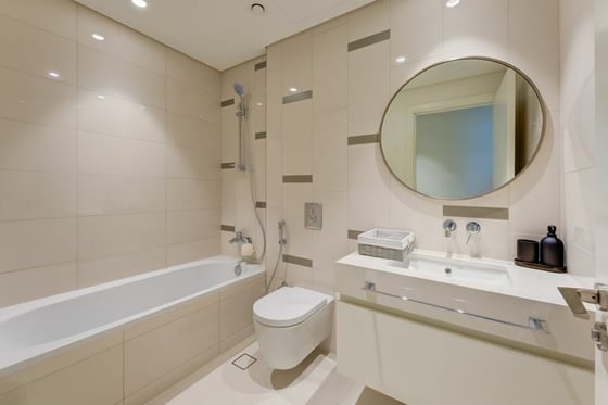 Spacious Living  | Fully Furnished | Full Sea View, picture 20