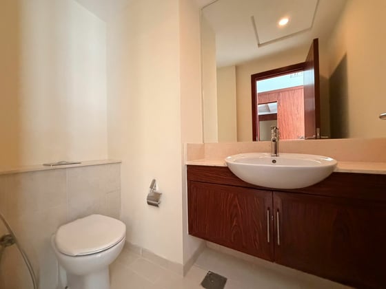 Large Terrace | Vacant | Prime location., picture 10