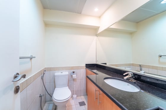 Spacious | Fully Furnished | View Today., picture 9