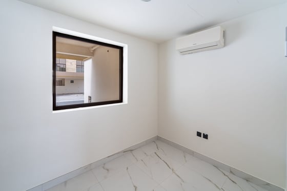 Maid's Room  |  Spacious  |  Family Community, picture 8