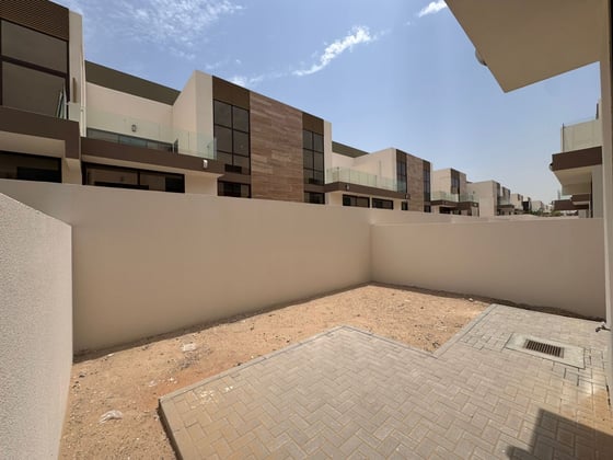 Maid's Room  |  Spacious  |  Family Community, picture 16
