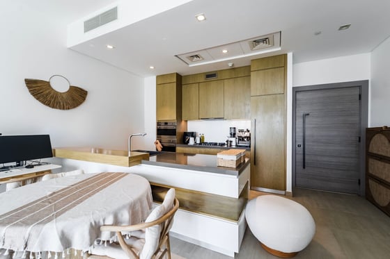Sea View | Luxury Living | Furnished or Unfurnished, picture 9