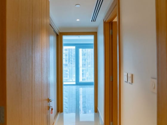Fully Furnished | Spacious | Ready and Vacant, picture 11