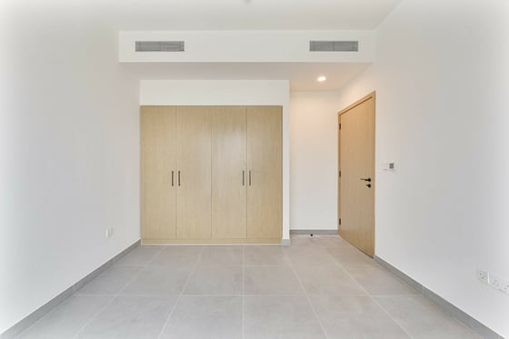 End Unit | Brand New | Close To Amenities, picture 15